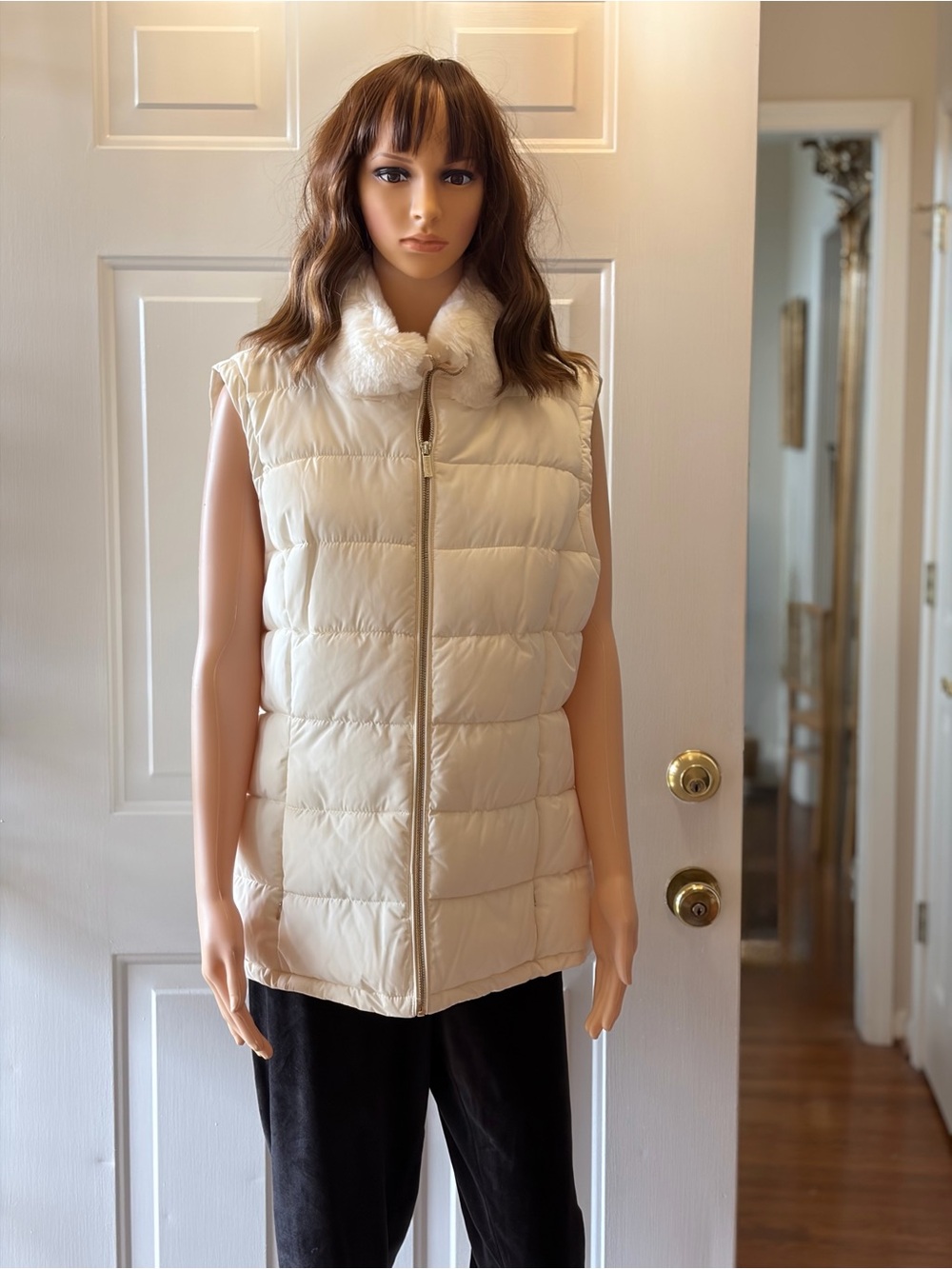 Calvin Klein Cream Sleeveless Puffer Vest with Faux Fur Collar